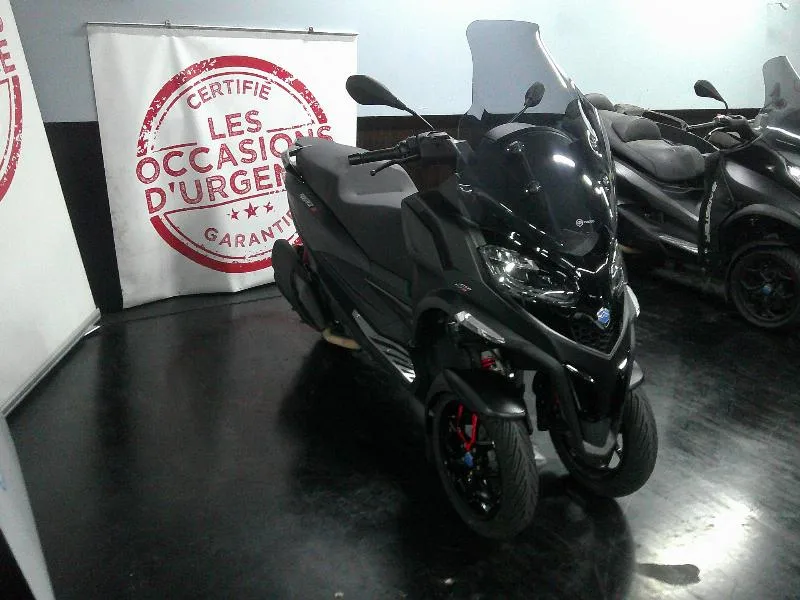 MP3 400 HPE ABS ASR