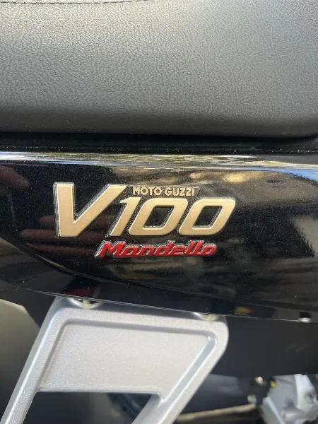 V100  MANDELLO
