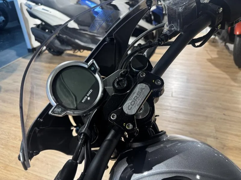 V7