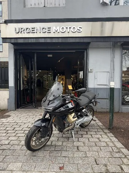 V100  MANDELLO