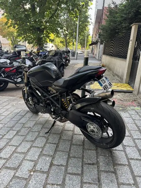 848