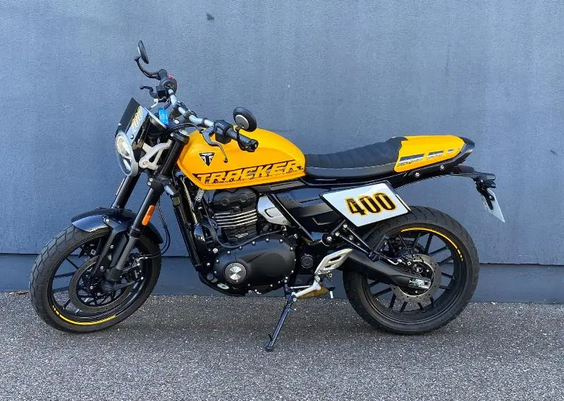 TRACKER 400