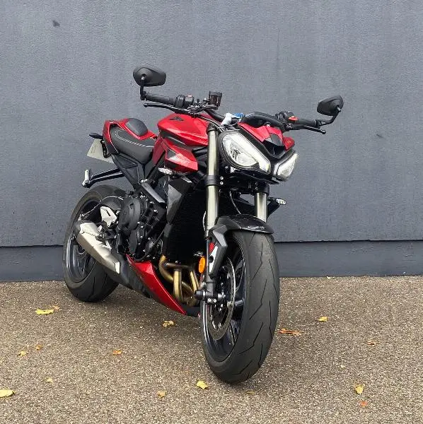STREET TRIPLE 765 RS
