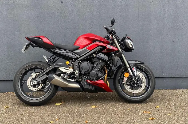 STREET TRIPLE 765 RS