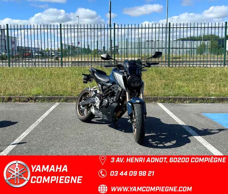 CB 125  R