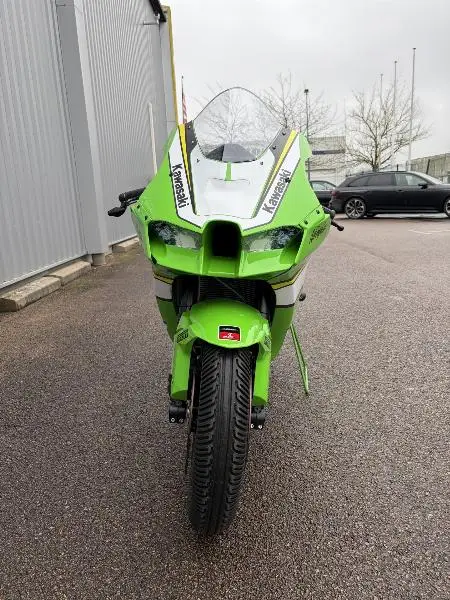 ZX10R