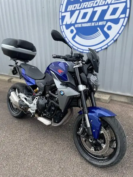 F 900 R