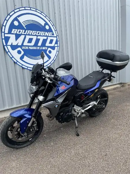 F 900 R