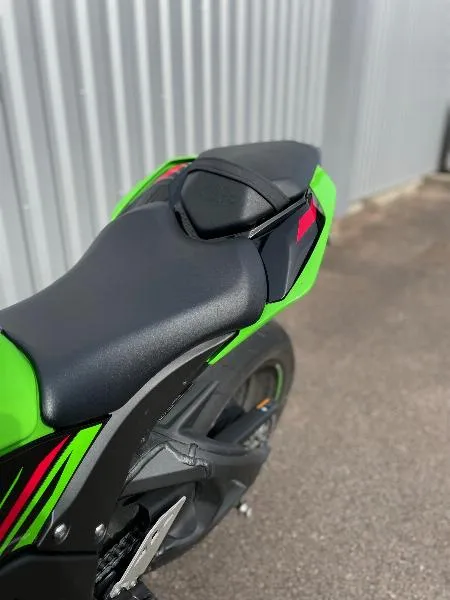 ZX10R