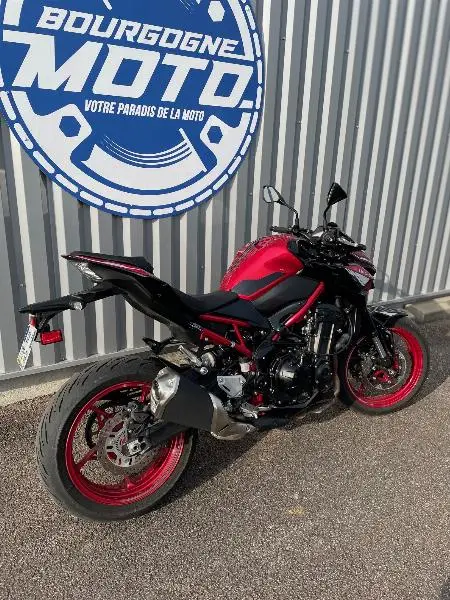 Z 900