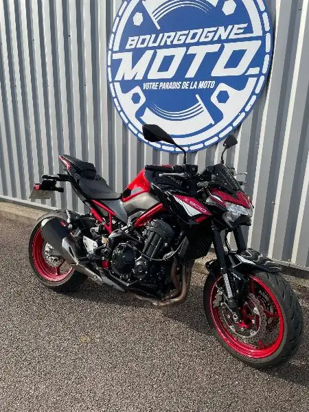 Z 900