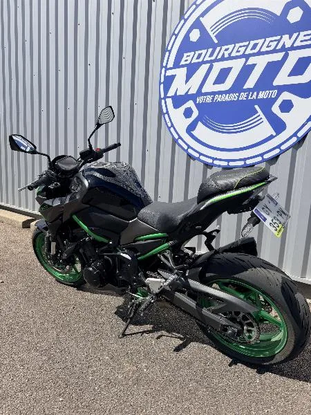 Z 900