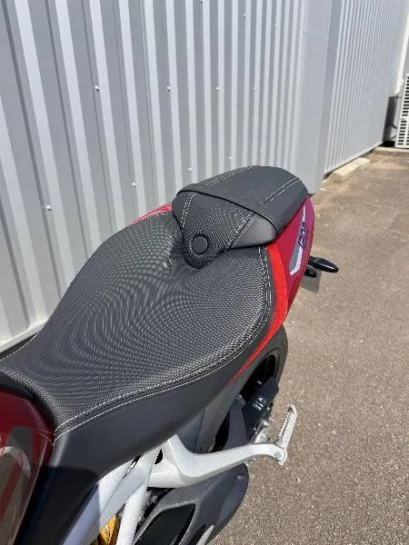 SPEED TRIPLE 1200 RS