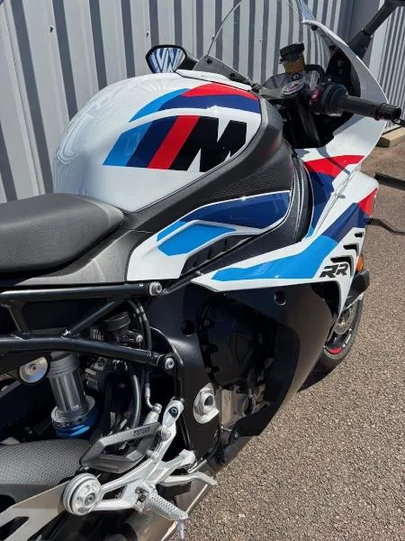 M 1000 RR