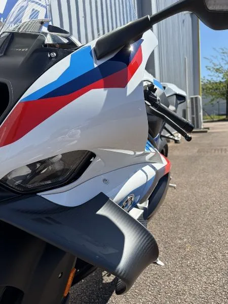 M 1000 RR