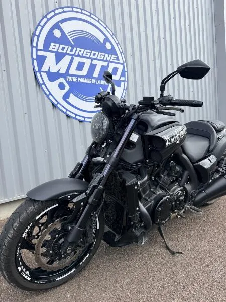 VMAX 1679