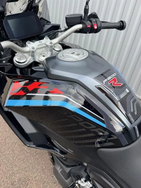 F 900 XR