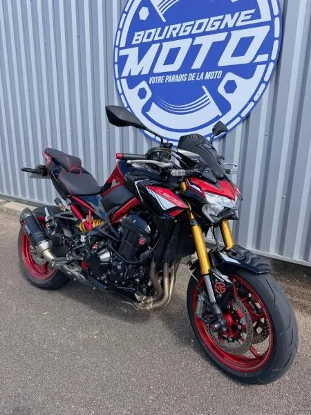 Z 900