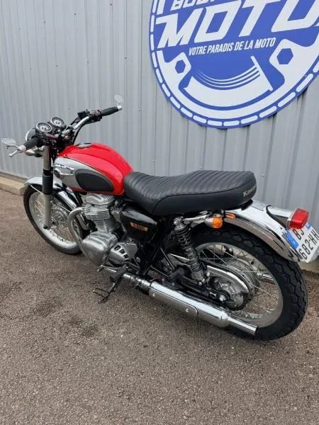 W 800