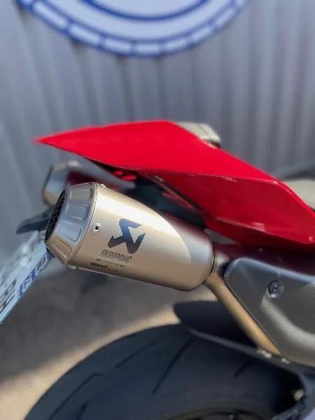 STREETFIGHTER V4S