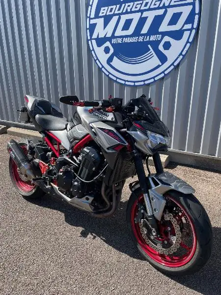 Z 900