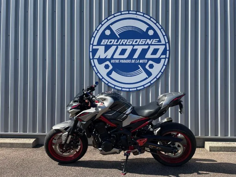 Z 900