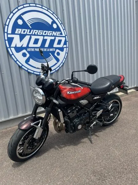 Z 900
