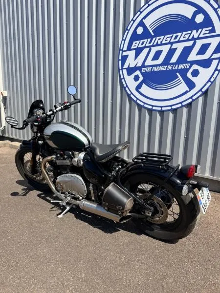 Bonneville Bobber 1200