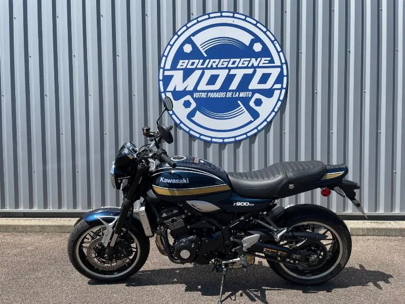 Z 900