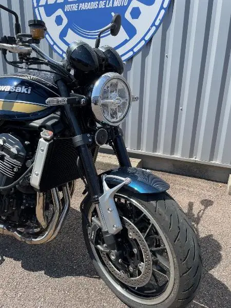Z 900