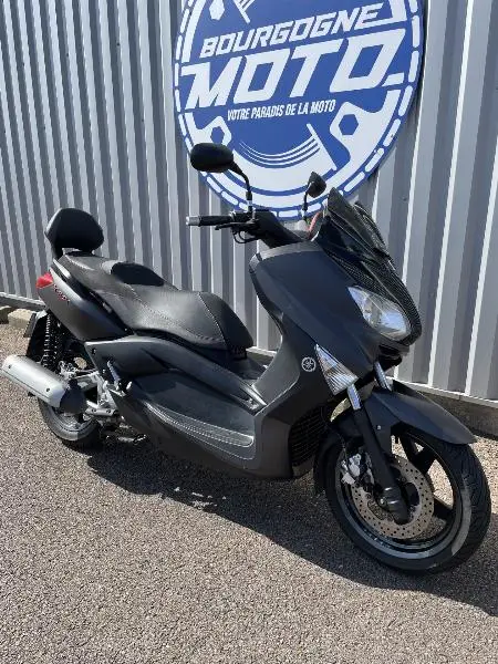XMAX 250