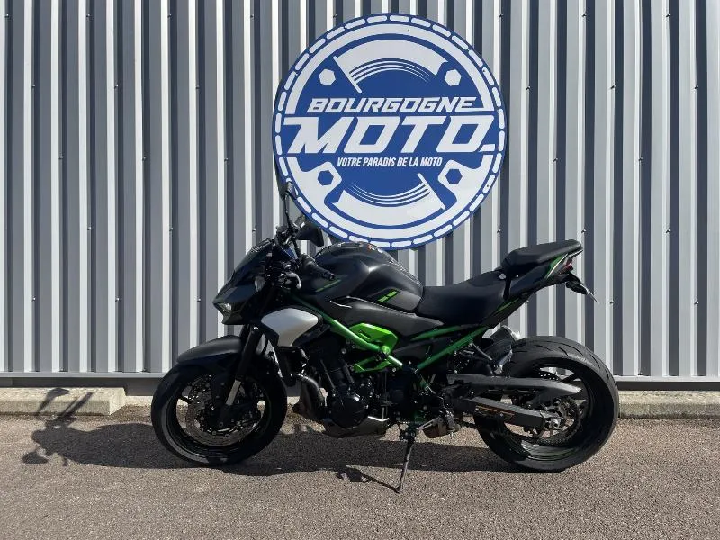 Z 900
