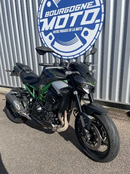 Z 900