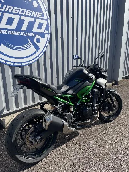 Z 900