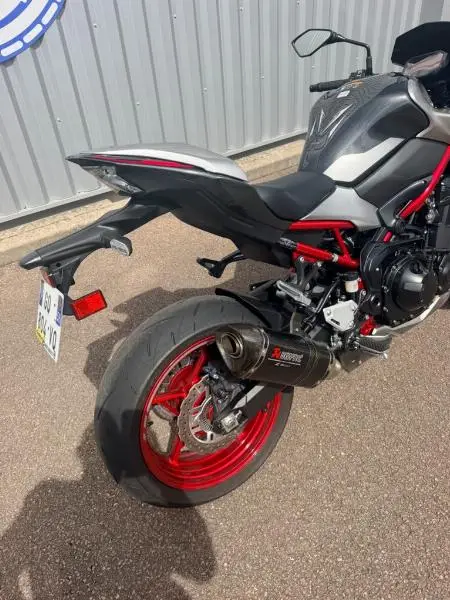 Z 900