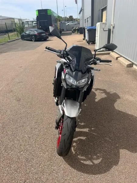 Z 900