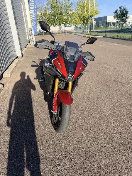 GSXS 1000 GX