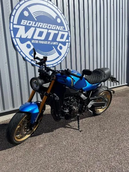 XSR 900