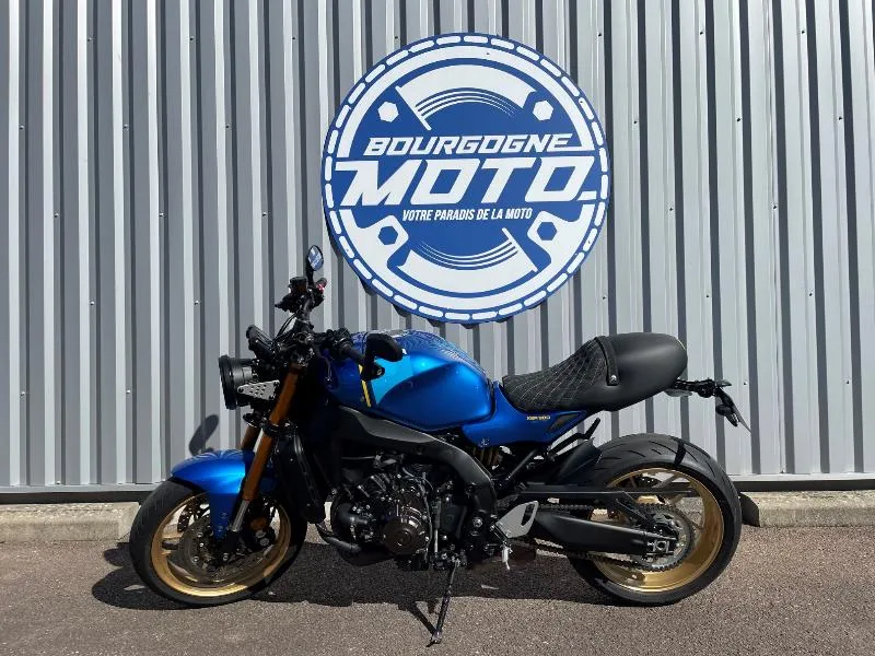 XSR 900
