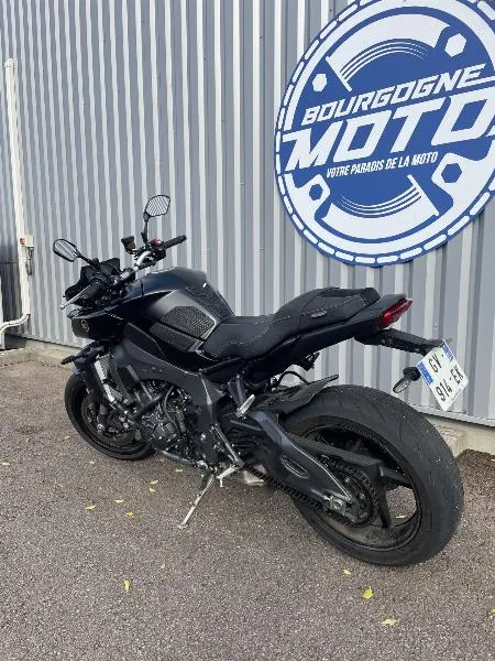 MT10