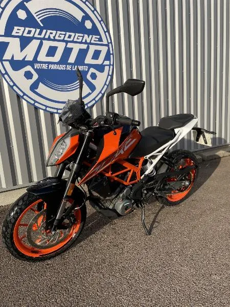 390 DUKE