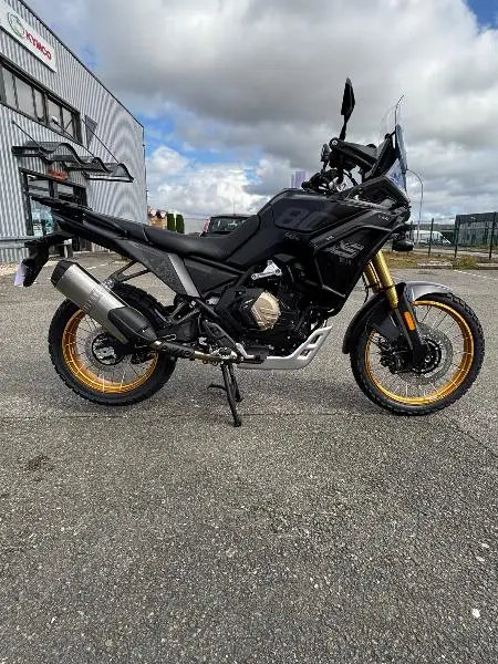 800 RALLY