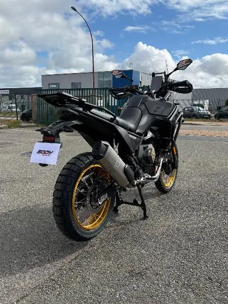 800 RALLY