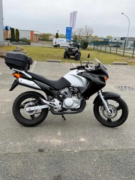 VARADERO 125