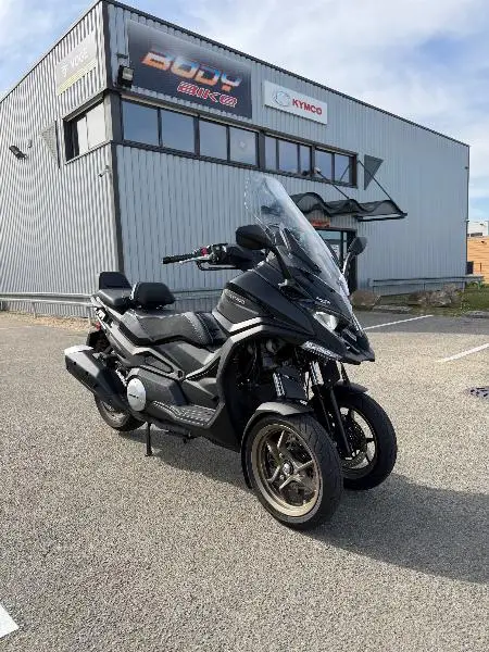 CV3 550