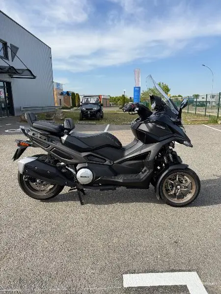 CV3 550