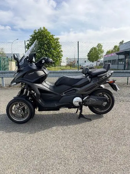CV3 550
