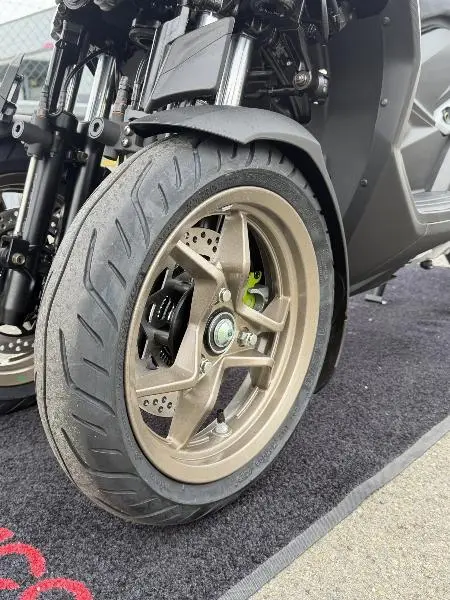 CV3 575