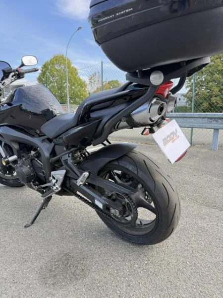 FZ6 