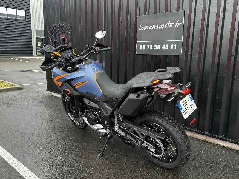 ZT 703 F